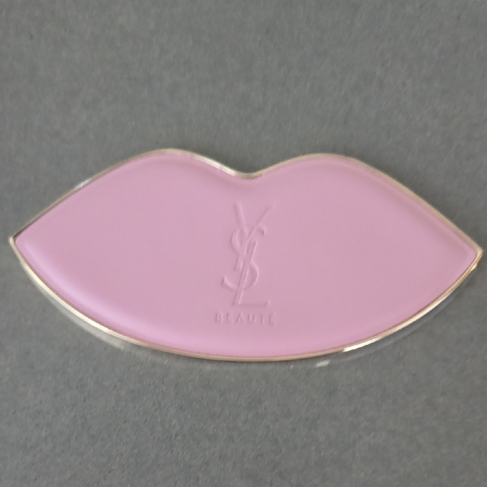 New In Box Yves Saint Laurent Lip-Shaped Mirror Soft Pink & Gold 4x2 YSL Mirror